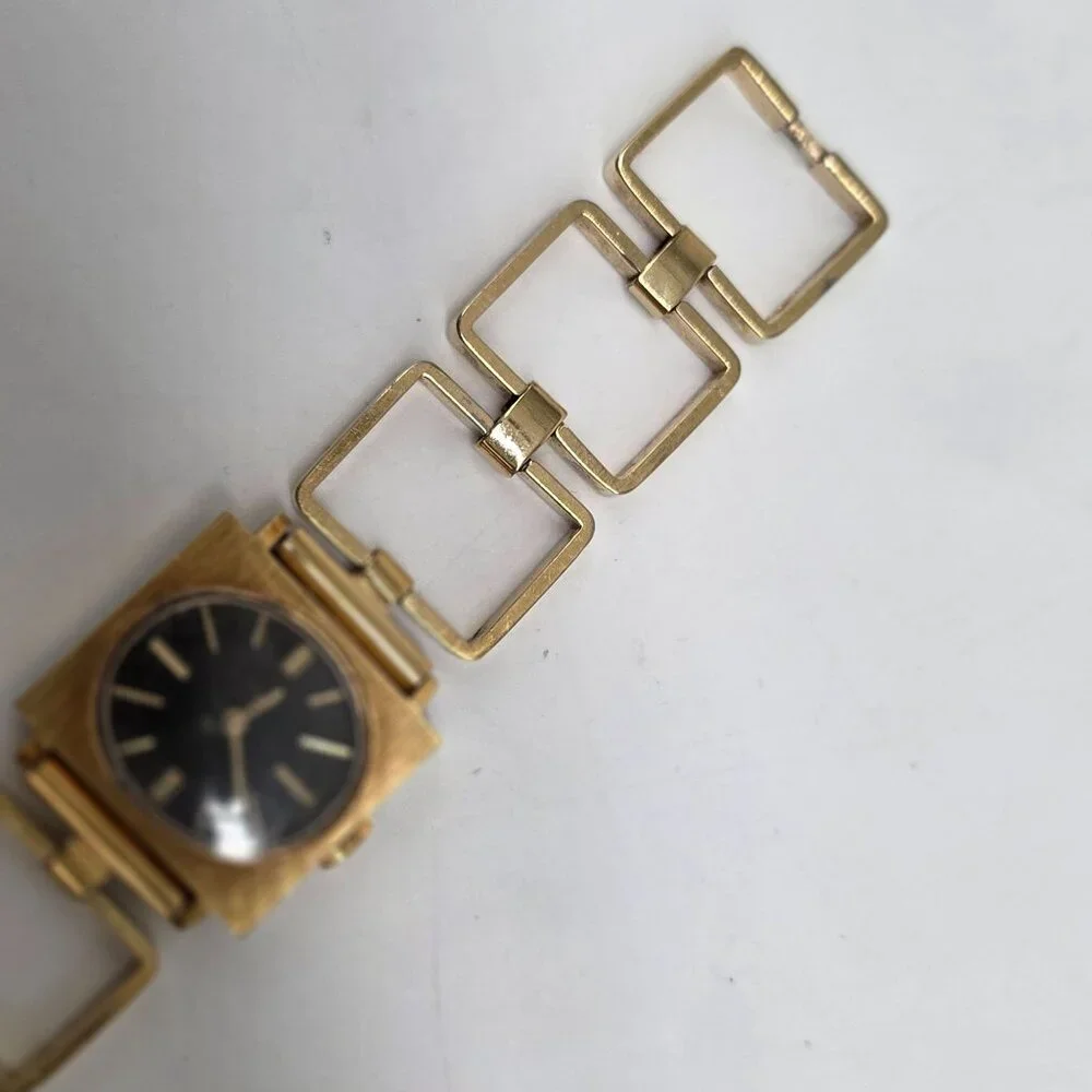 1960s Timex Gold-Tone Square Link Womens Watch Quartz Black Dial Wind Up - Picture 6 of 13